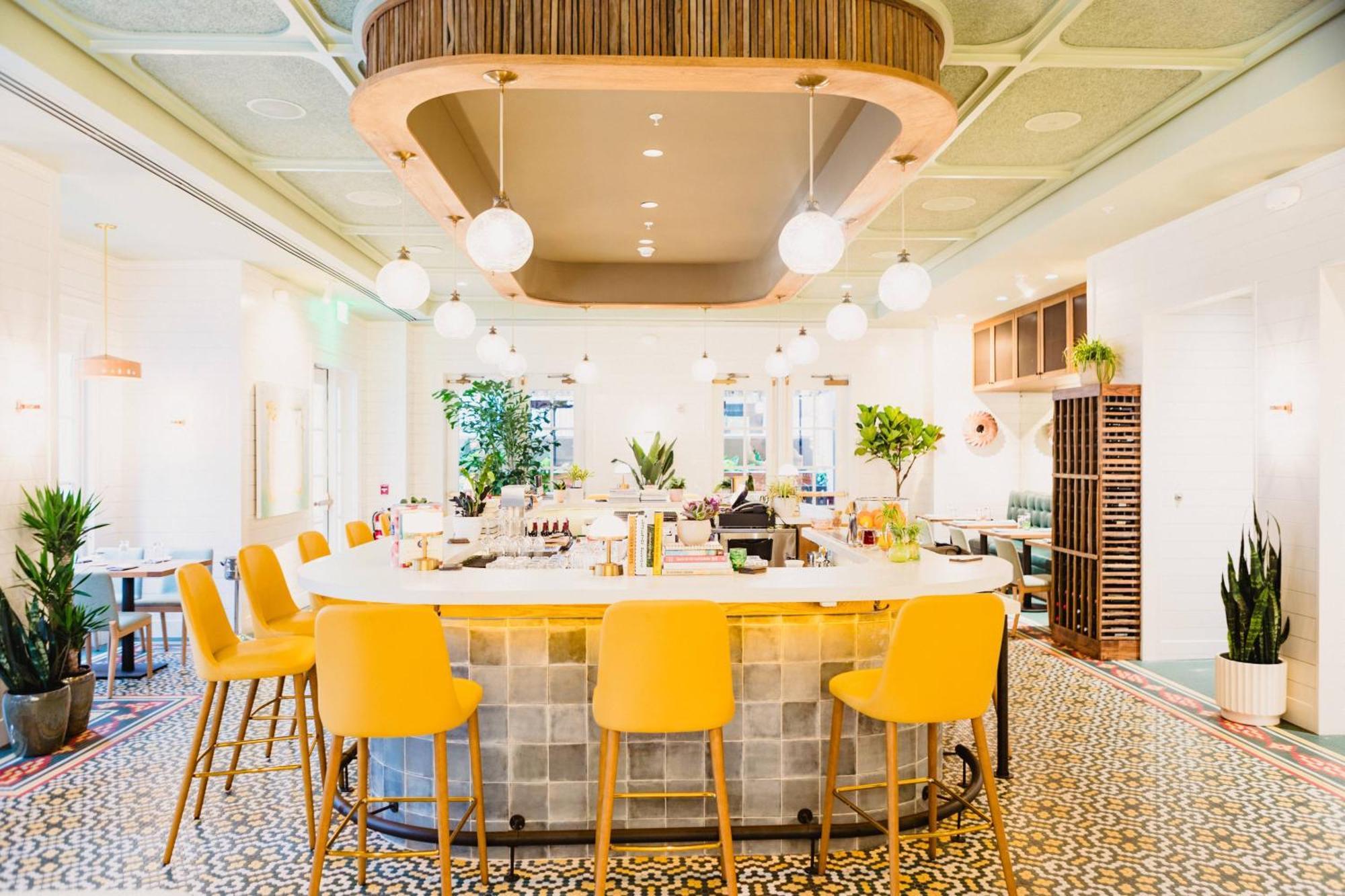 The Lindy Renaissance Charleston Hotel Bagian luar foto