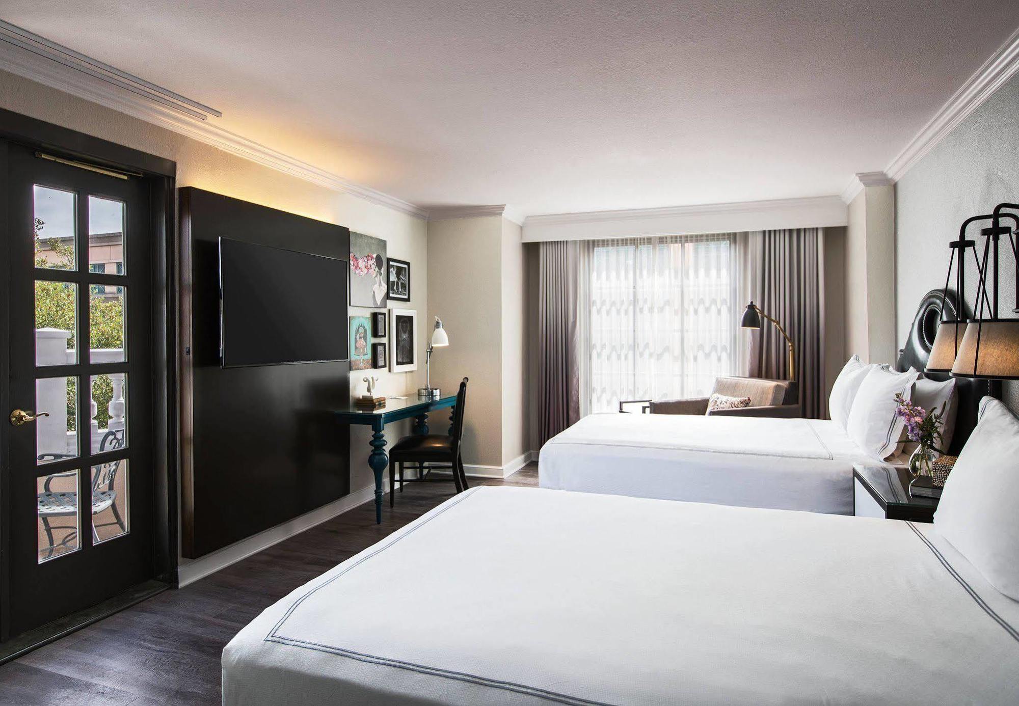 The Lindy Renaissance Charleston Hotel Bagian luar foto